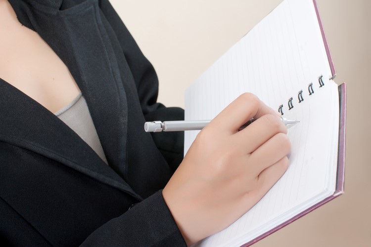 未経験から一人前のエステティシャンになるまでにはどれくらいかかる？
